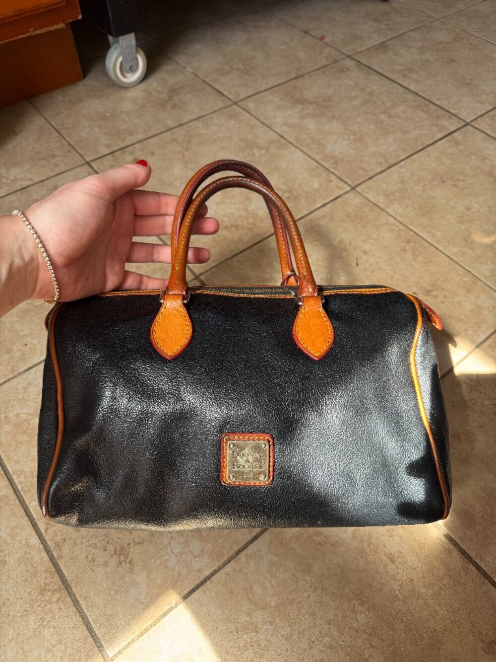 VTG Dooney and Bourke black pebbled leather satchel bag